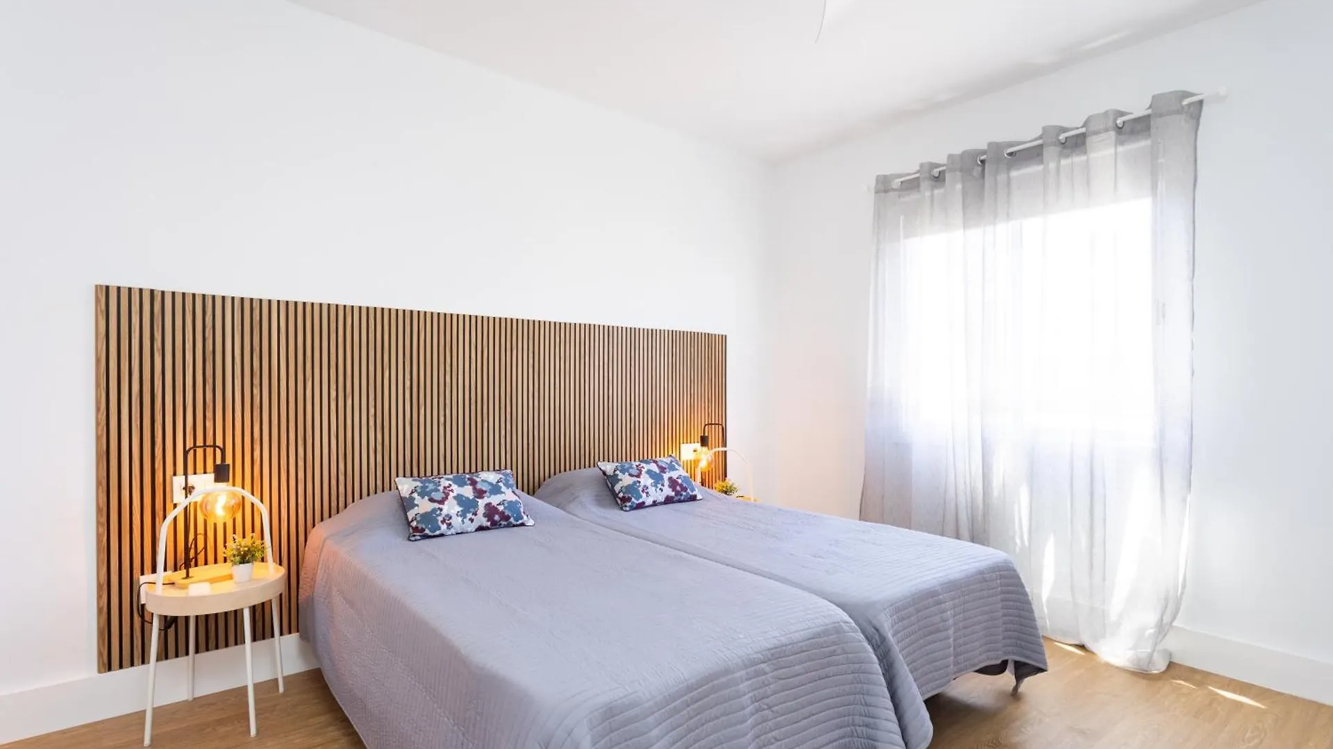 Apartment Home2Book Vibrant & Trendy Apt Santa Cruz Center Spain